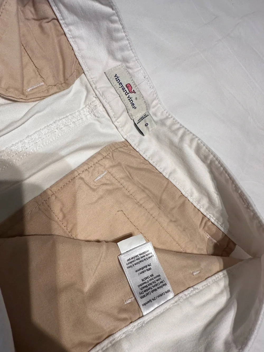 Vineyard Vines White Chinos with Beige Lining